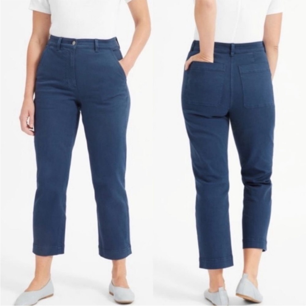 Everlane | The Straight Leg Crop in Navy